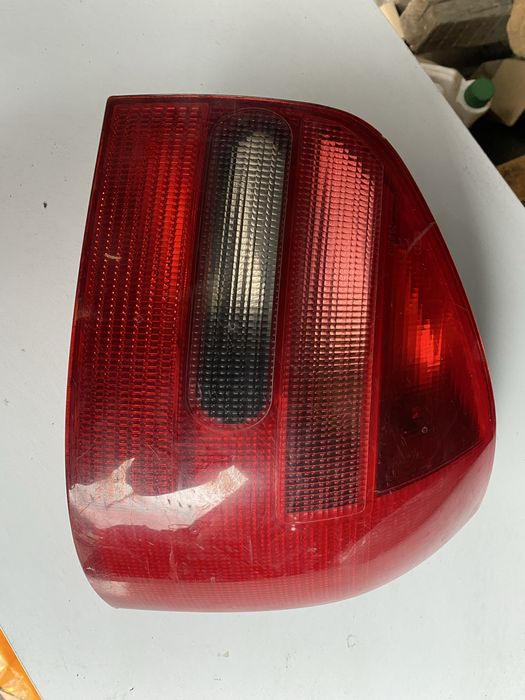 Десен стоп Audi A3 /8L