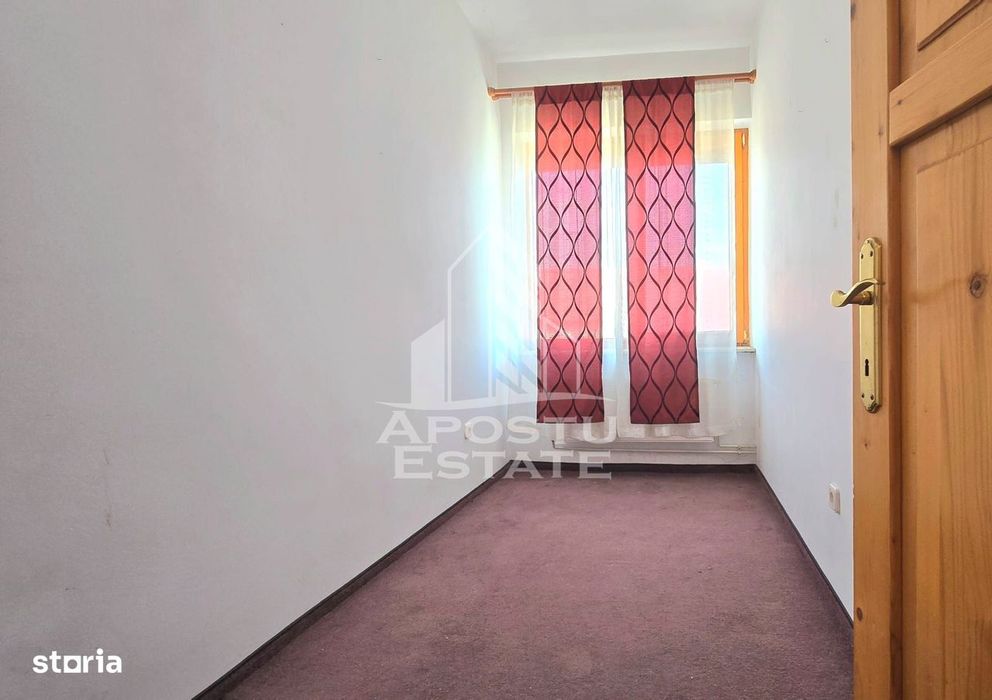 Apartament 4 camere etajul 3 Vladimirescu