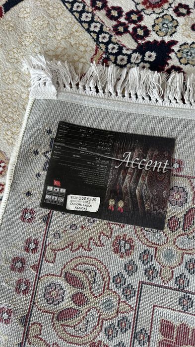 Продам ковры в районе Универмаг