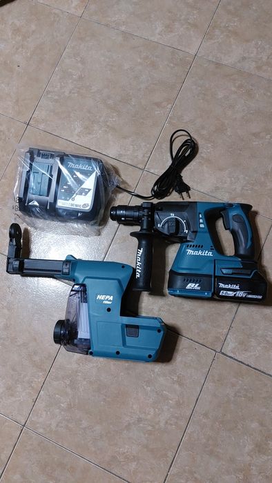 Drujbă cu acumulator Makita DUC254Z