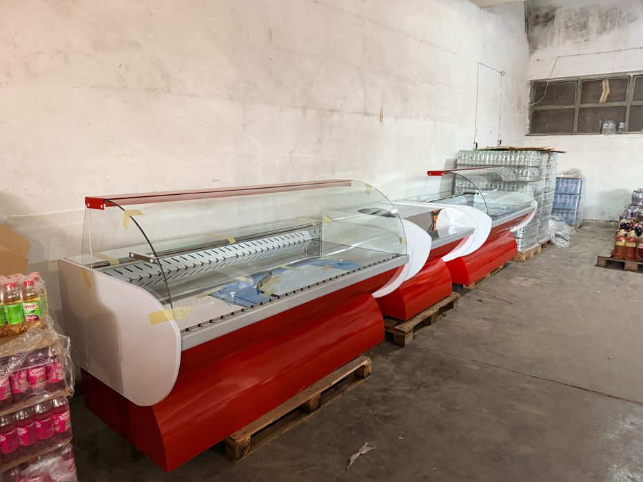 Хоризонтални витрини