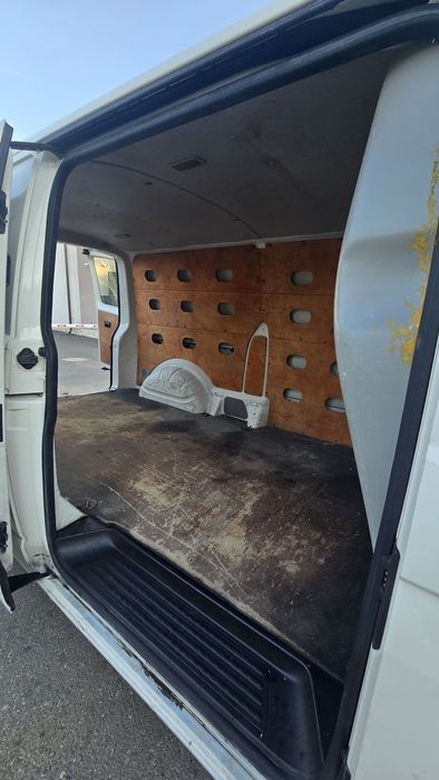 VOLKSWAGEN Transporter 2006 — imagine 3