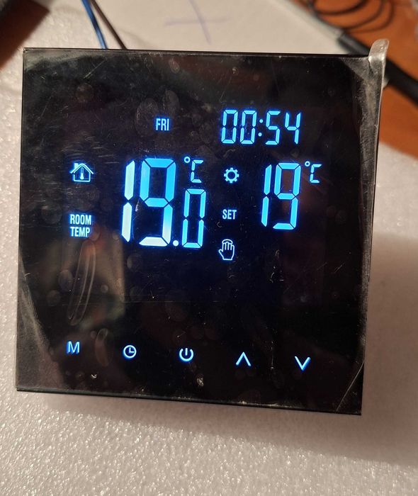 Електронен цифров термостат, нов, не използван