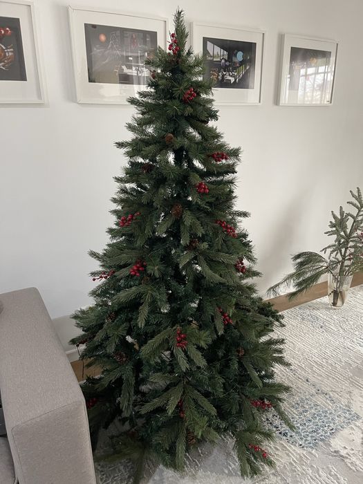 Елка искусстенная