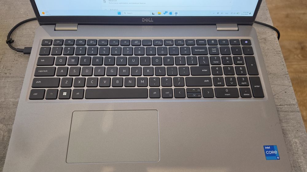 Laptop Dell Latitude 5520 i5