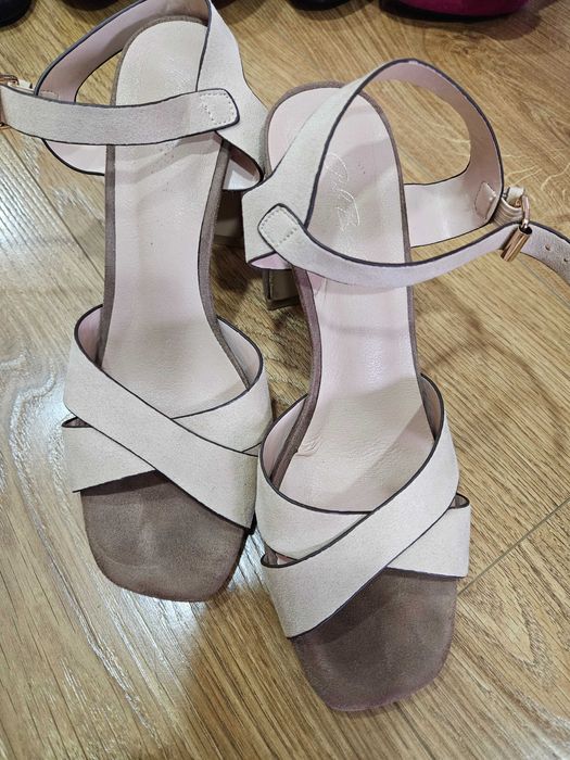 Дамски обувки, нови и малко носени