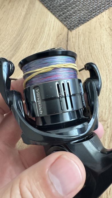 Shimano Vanquish 19 C2500SHG