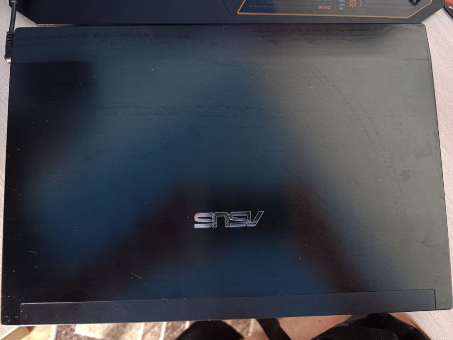 Продам ноутбук Core i3-M370/8gb/1tb