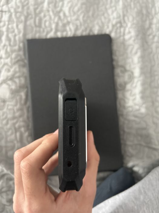 Vand telefon armor 27 t pro