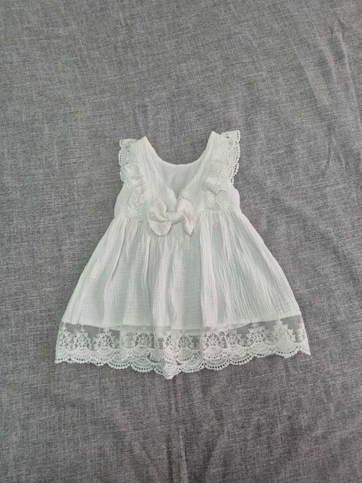 Красивое муслиновое платье на девочку
