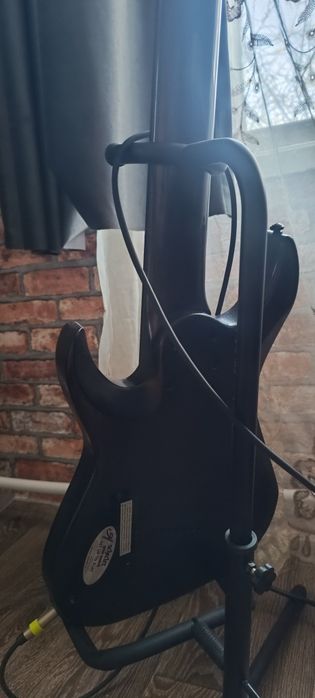 Продается электрогитара  schecter omen elite 8струн.
