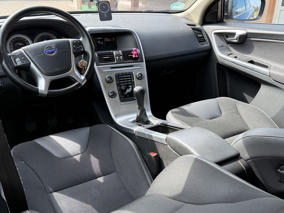 Volvo xc60 , 163 cp , 2000 cm Euro 5