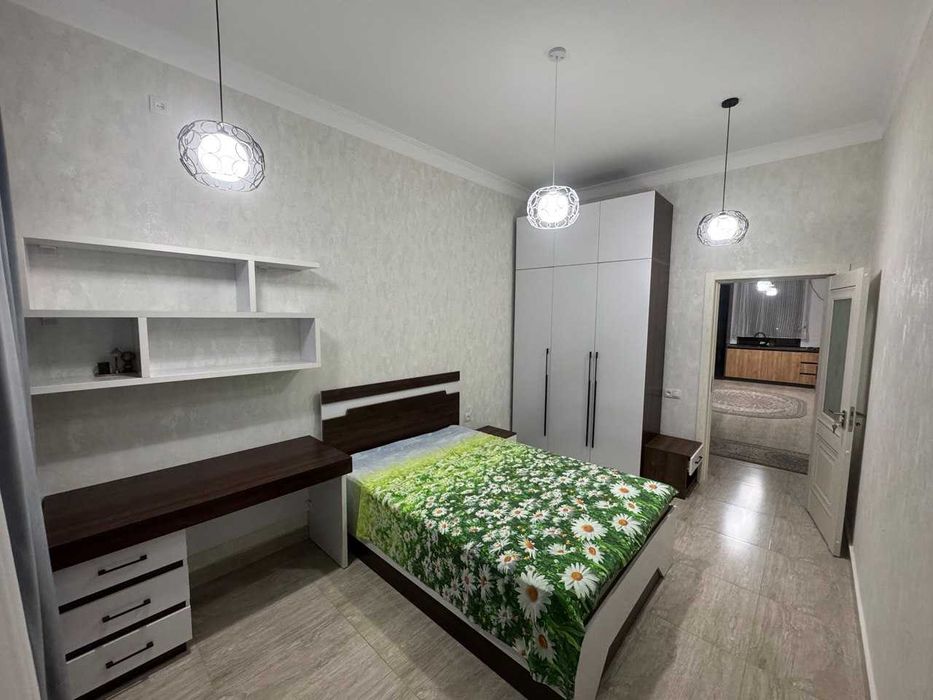 Аренда Ц-2 Евро 3-х комнат квартира 1200$ хозяин