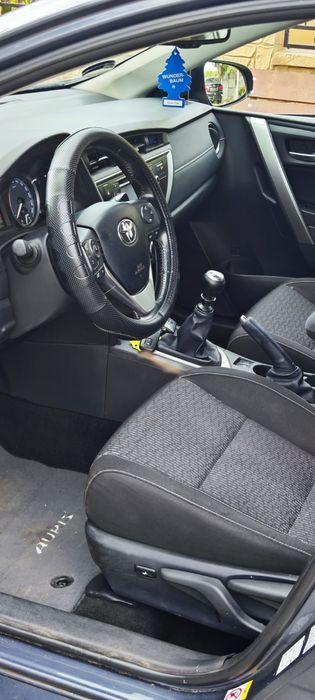 Toyota Auris 2014