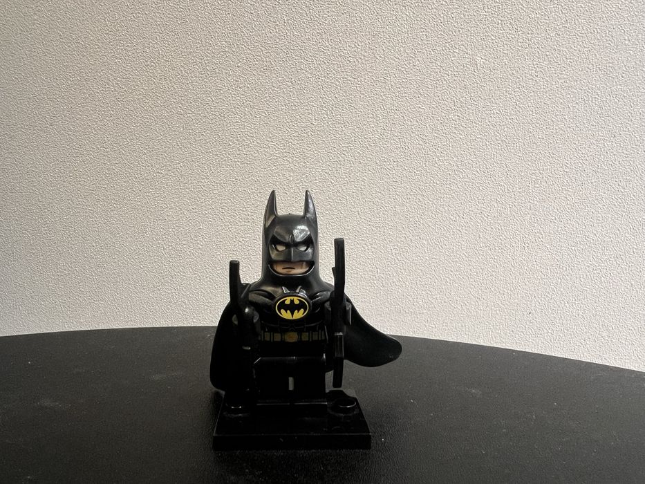Лего минифигурка бетмен