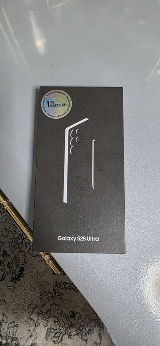 S 25 ultra karobka dokument bor