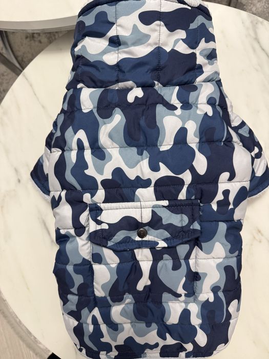 Дрехи за кучета с качулка