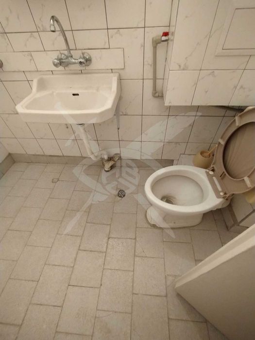 Дава се под наем Тристаен апартамент в Варна, Зимно кино Тракия - 70 кв.м за 325 € - Снимка #6