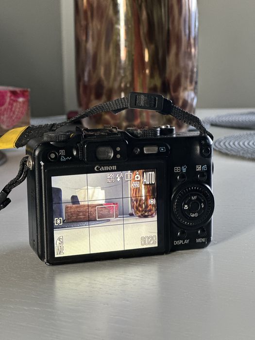 Camera  Canon Powershot G9