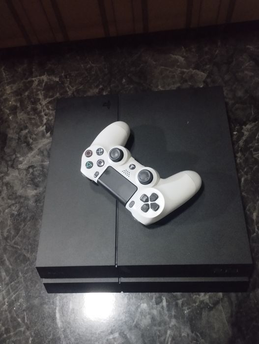 Pls4 slim 1tb +1 Djostik xolati zor