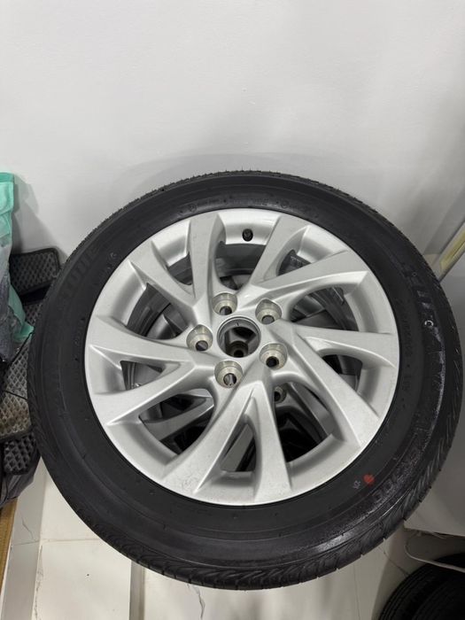 Шины + диски на Toyota Corolla