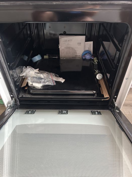 Продам газ плиту