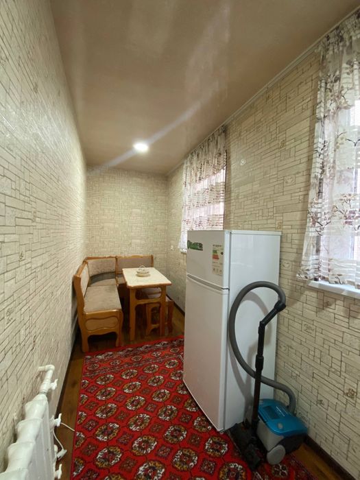 Продается своя 1 комнатная квартира переделанная в 2 в центре города