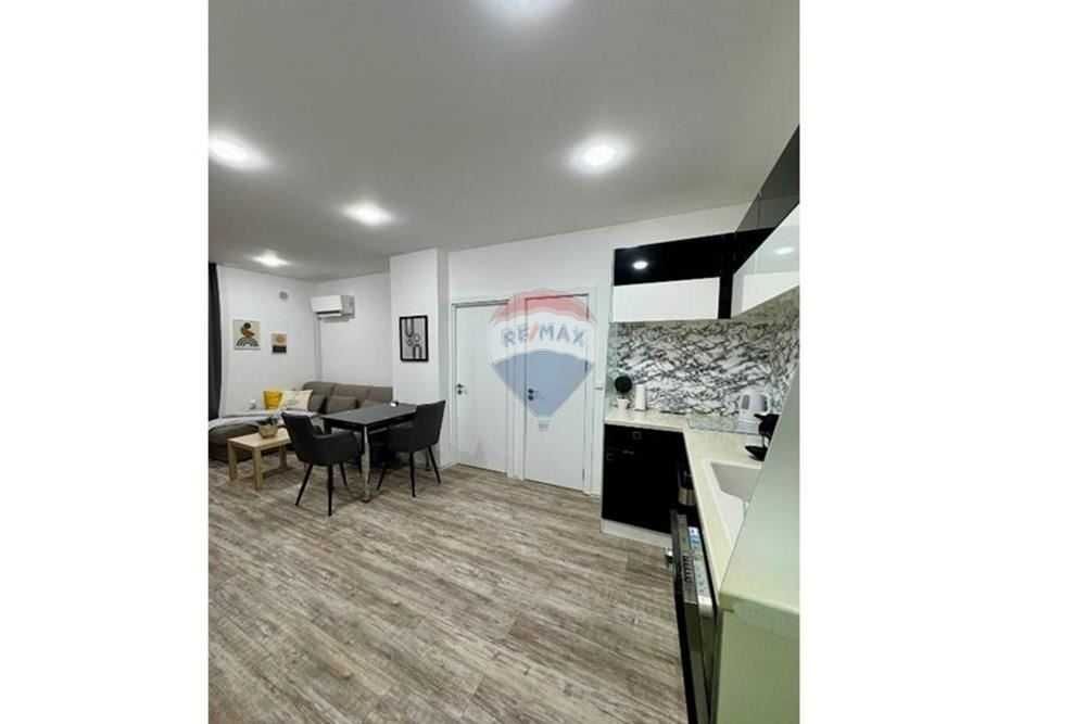 Продава се Многостаен апартамент в Варна, ВИНС - 125 кв.м за 2400 €/кв.м - Снимка #7