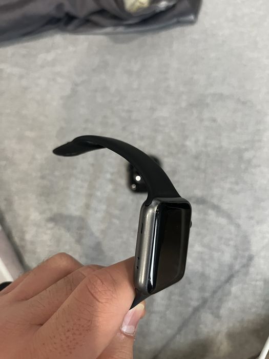 Apple watch 3 42mm + Apple watch 5 44 mm