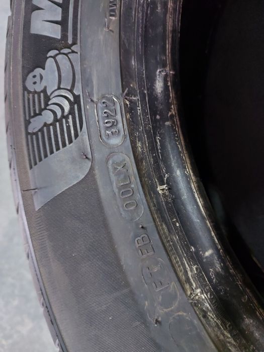 195/60R18 Michelin 4 бр.дот3922