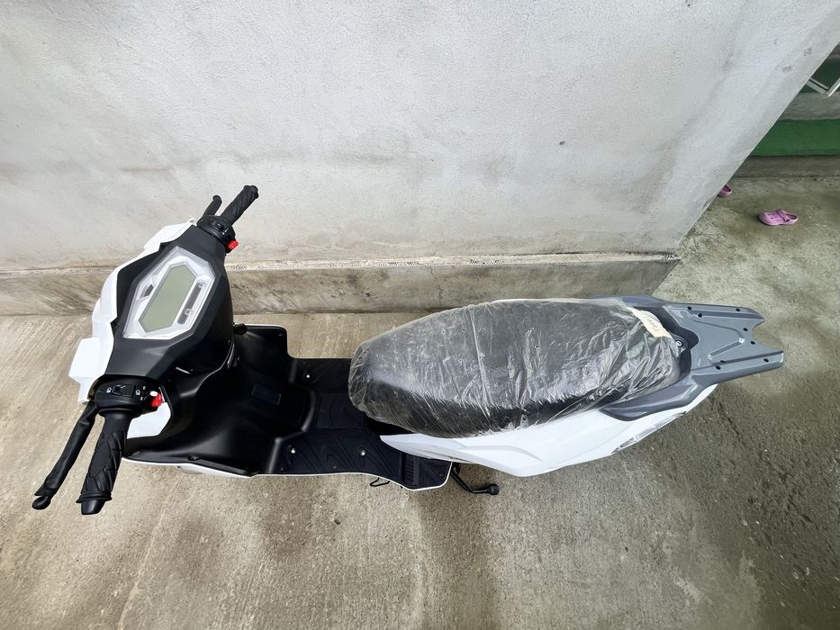 Vand scuter Mirage electric