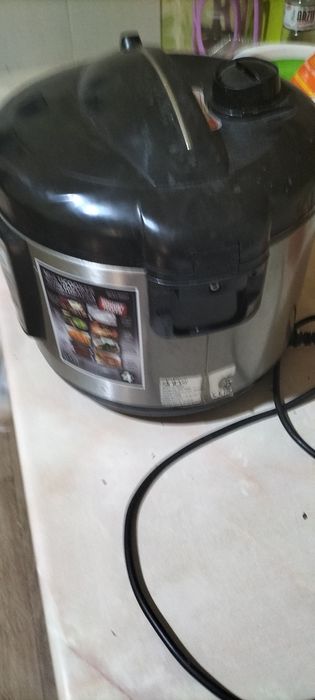 Продам мультиварку