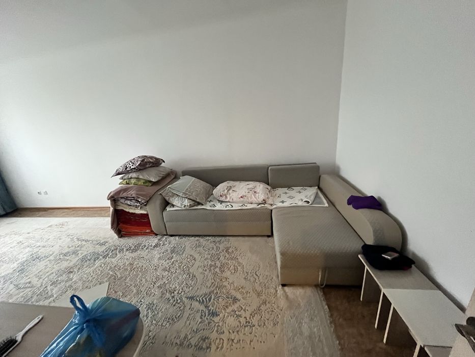 Большой ковёр ,в отличном состоянии