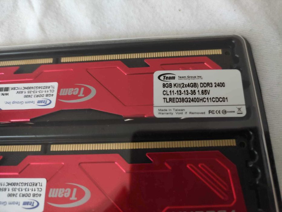 TeamGroup Vulcan Red 8GB DDR3 2400MHz CL11 Kit nou nefolosit