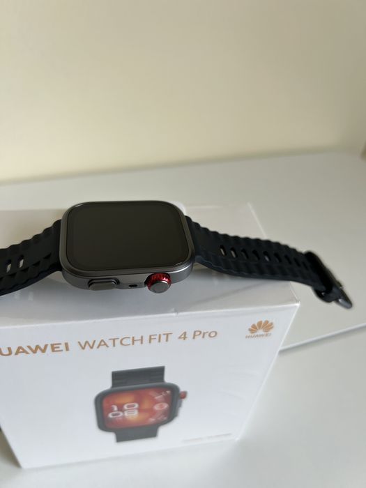 Продам Huawei Watch Fit 4 Pro
