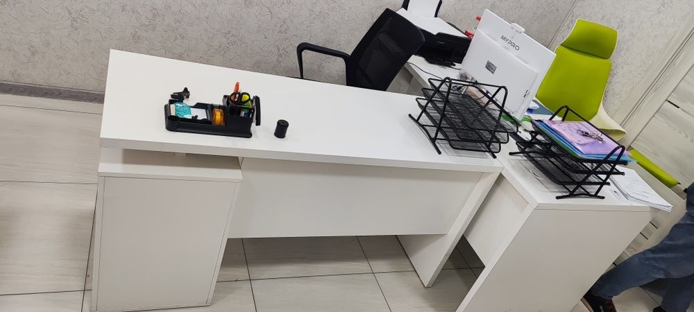 Офис мебеллар туплами сотилади