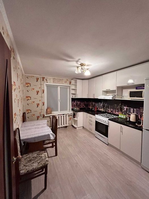 Продам большой теплый дом в Прибрежном