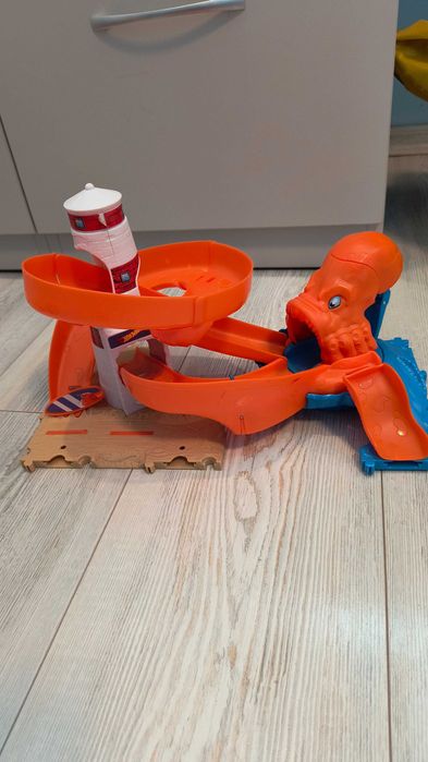 Hot wheels писти