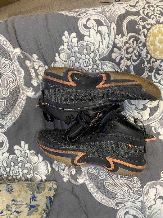 Продам баскетбольные кроссовки JORDAN36