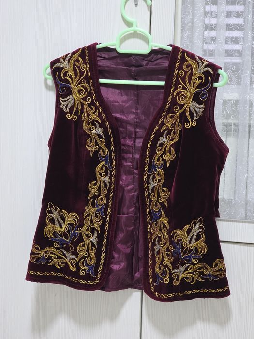 Қазақша жекеттер