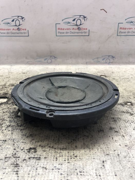 Boxa dreapta fata  Volkswagen Sharan 2012