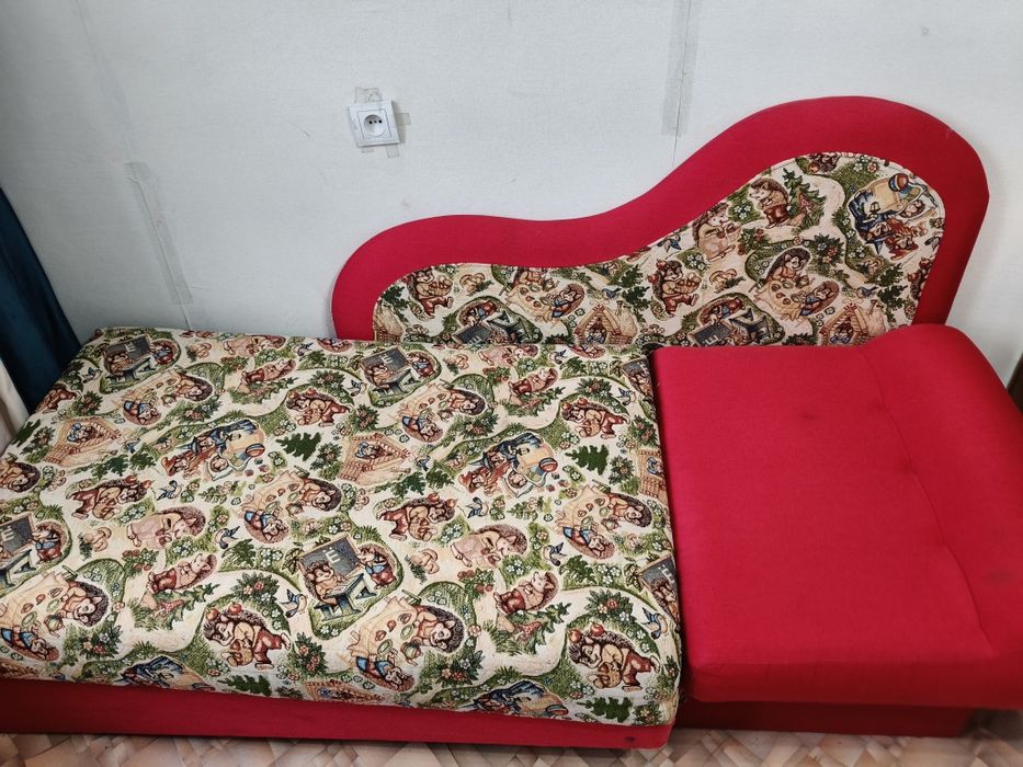 Диван детский б/у