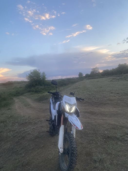 Продам мото sycmcc syc 12 300cc
