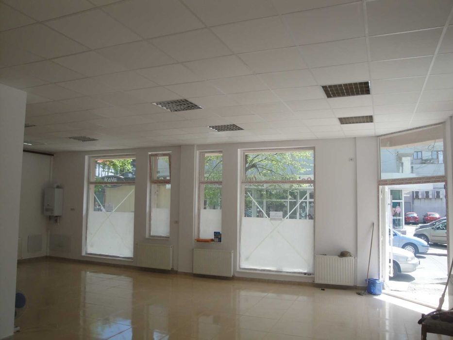 Spațiu Comercial De Închiriat 100 Mp Zonă Ultracentrală -Trafic Intens