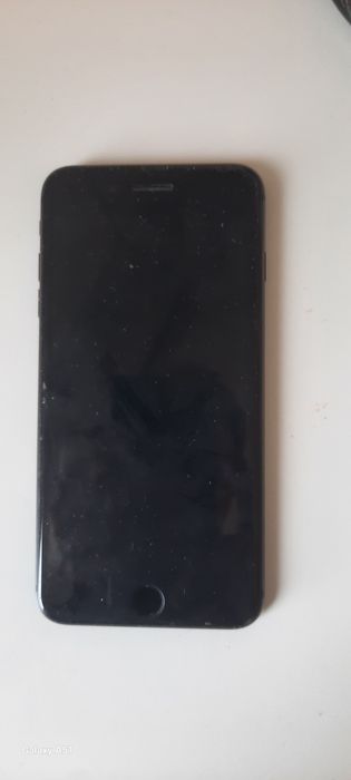 iPhone 8 Plus  64 ГБ