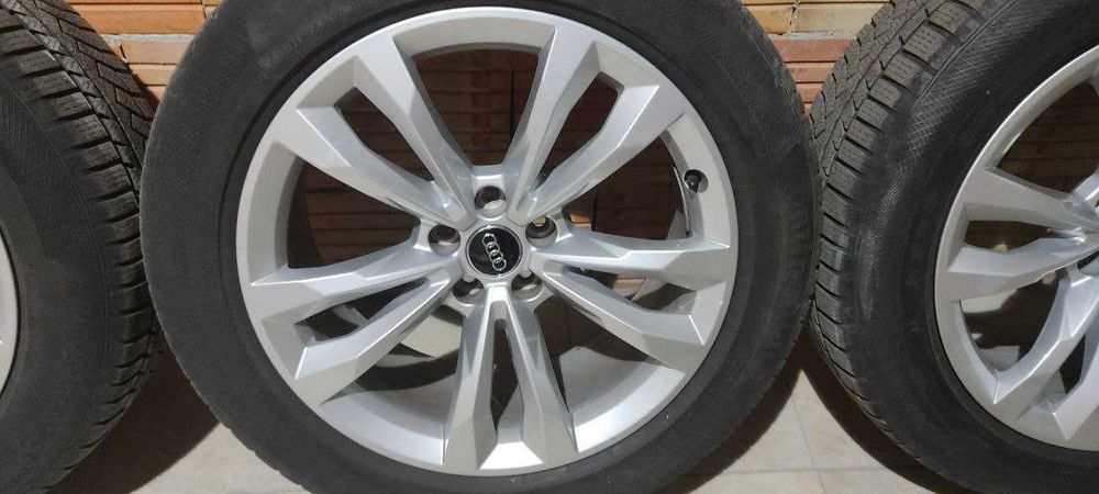 4 бр. Audi джанти със зимни гуми Continental