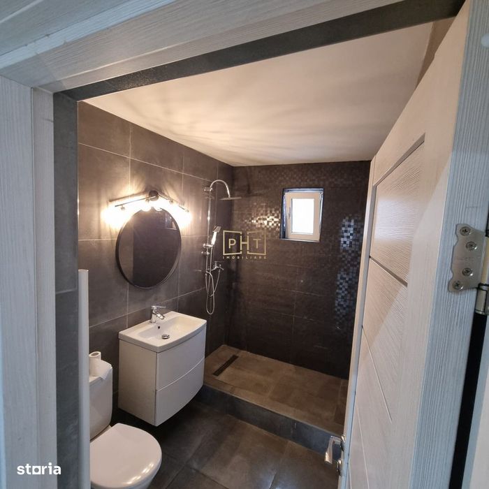 Apartament cu 3 camere, 74 mp, zona Florilor!