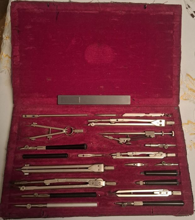 Готовальня. У24-П.