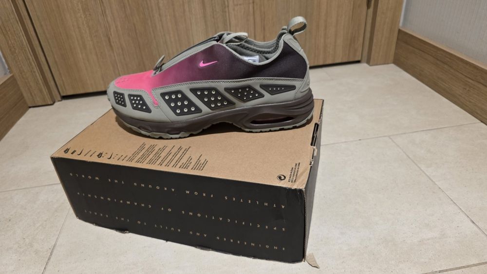 Унисекс нови оригинални маратонки Nike