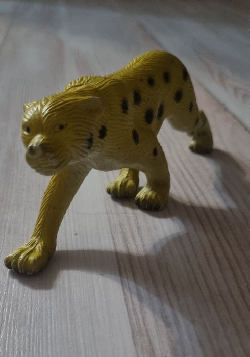 Продам коллекцию  Животных